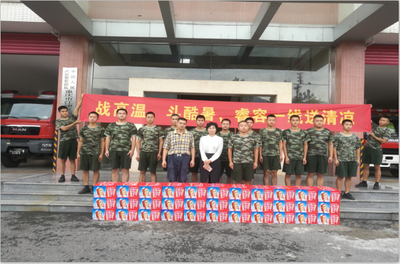 一線奮戰高溫酷暑 睿容送清涼暖心田